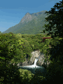 トローキノ滝